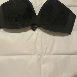 Rare Find This Style Of Strapless Bra By La Isla